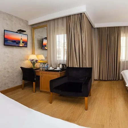 Aprilis - Special Category 4*