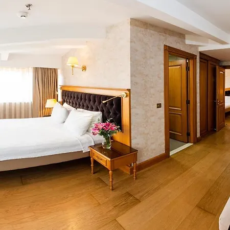 Aprilis - Special Category Hotel Provincia di Istanbul