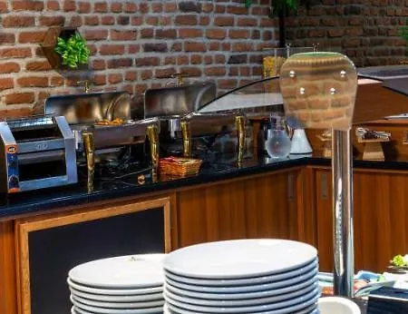 Aprilis - Special Category 4*