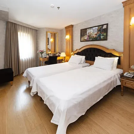 Aprilis - Special Category Hotel