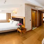 Aprilis - Special Category Otel İstanbul