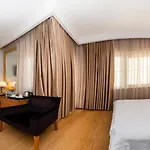 Otel Aprilis - Special Category