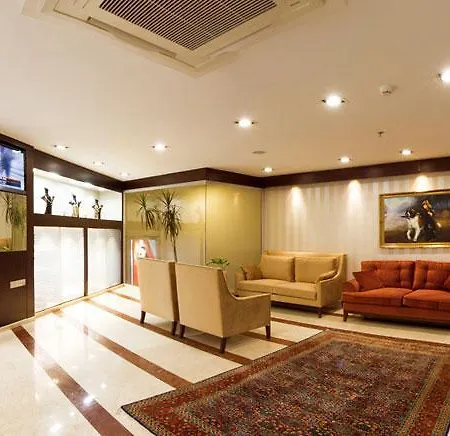 Aprilis - Special Category Isztambul