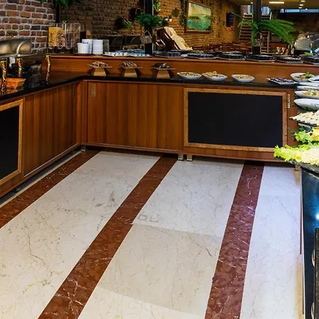 Aprilis - Special Category 4* Istanbulská provincie