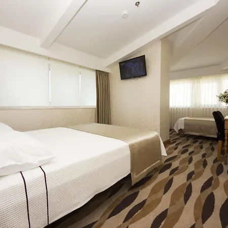 Aprilis - Special Category 4* Istambul