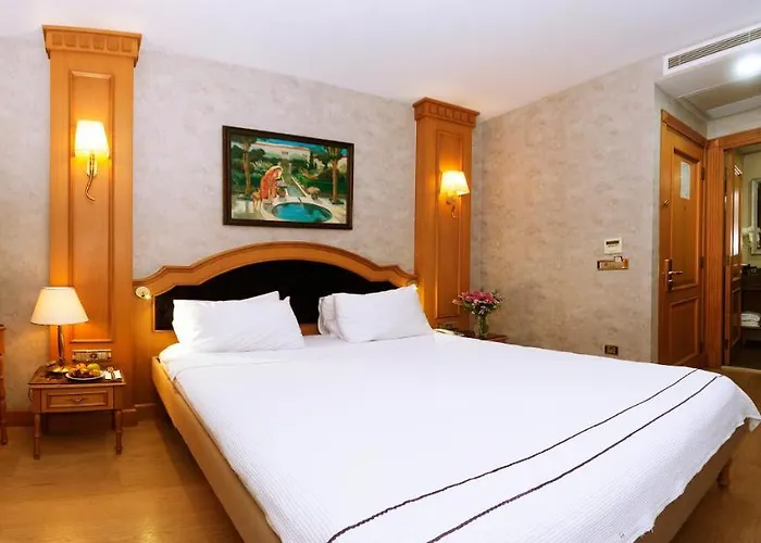 Aprilis - Special Category Istanbul