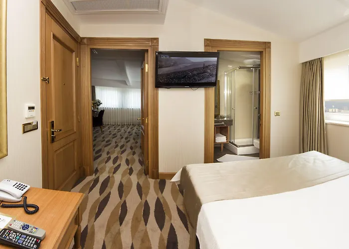 Aprilis - Special Category 4*